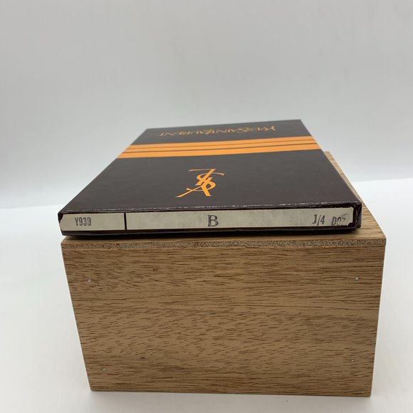 NIB VTG Yves St Laurent box set 3 B-monogrammed handkerchiefs cotton/polyester - Picture 3 of 8